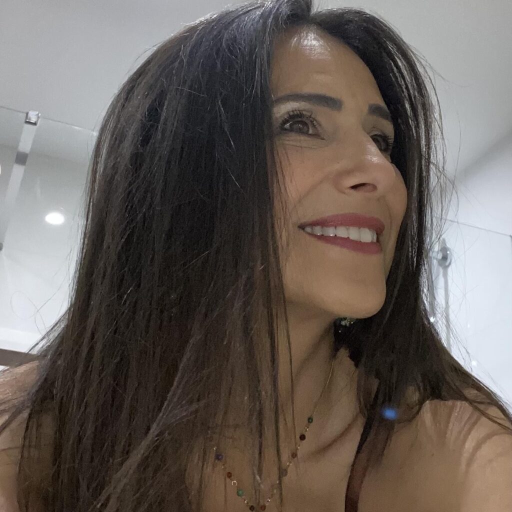 ANISSA OUAKLANI - ANISSA BODY HACKING